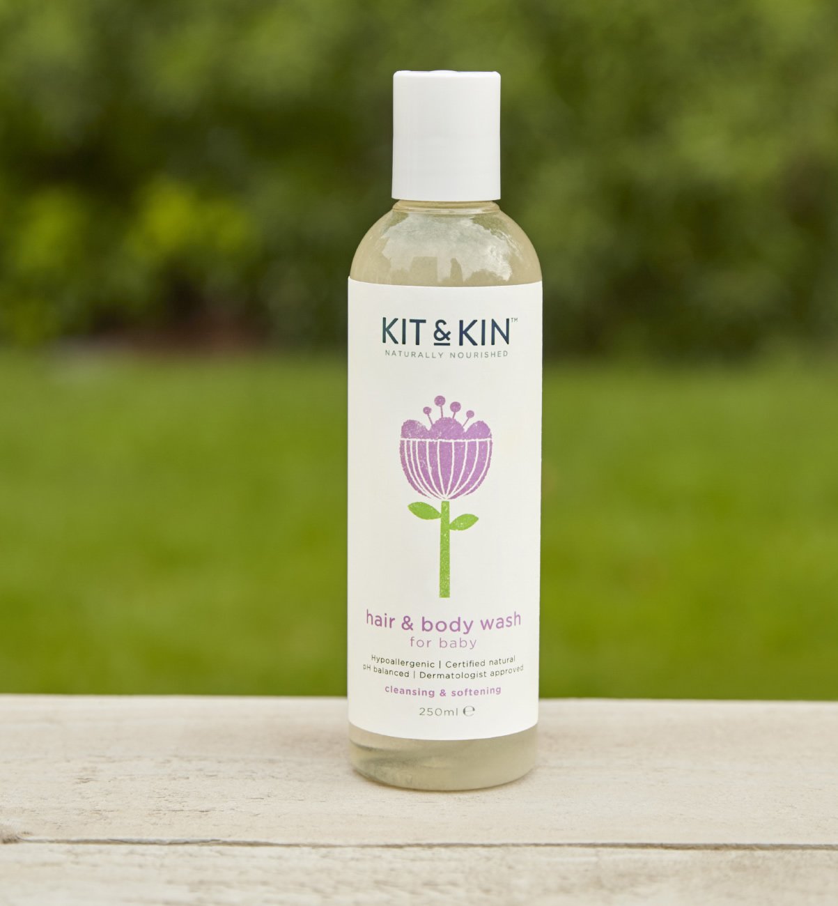 Kit & Kin Hypoallergenic hair & body wash
